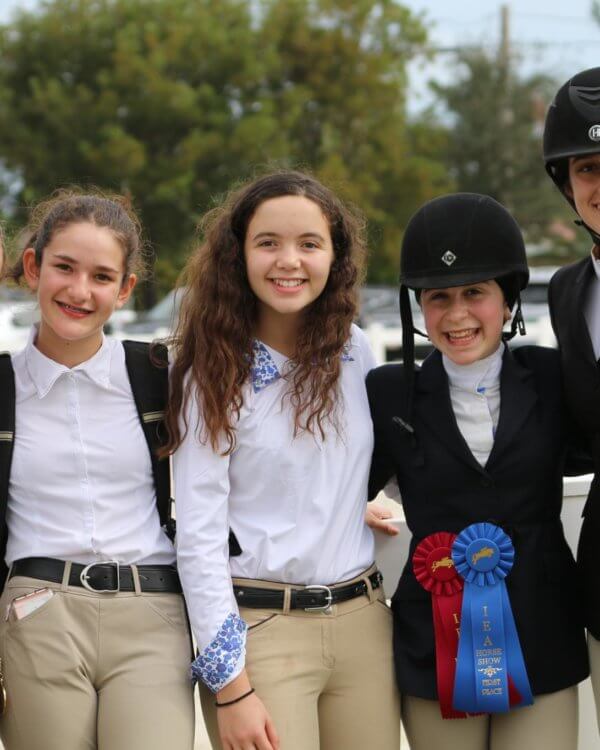 Group of riders from the PH Lesson Program